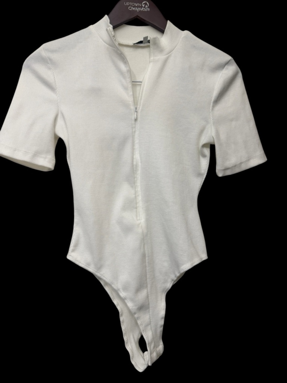 Fashion Nova Cream Short Sleeve Zip-Front Ribbed Bodysuit